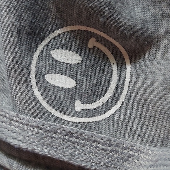 Crop jacket for ladies, size large. - Picture 4 of 4